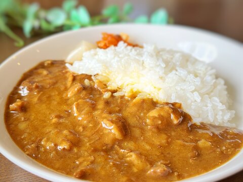 圧力鍋使用牛すじカレー